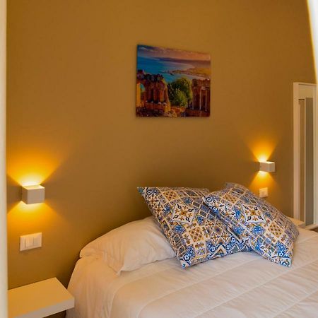 Taormina Bedda Rooms Bagian luar foto